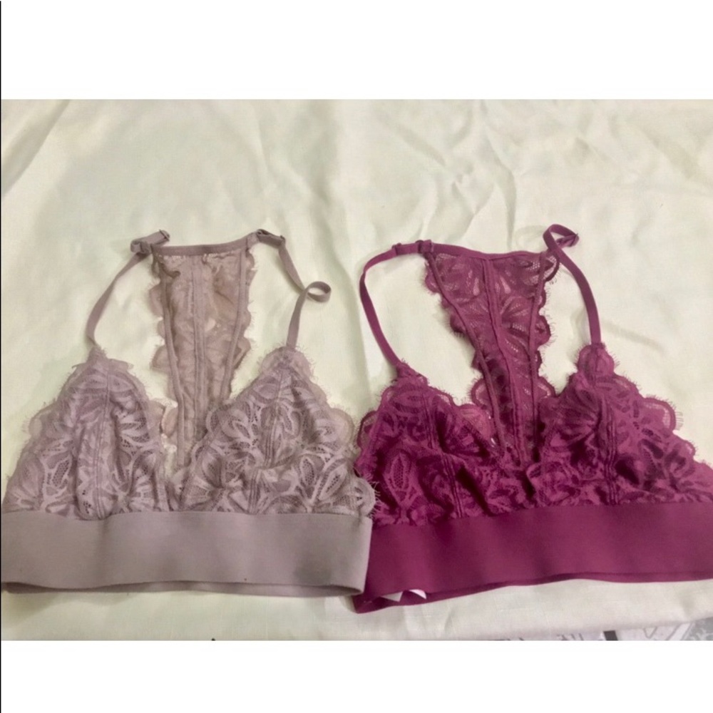 TWO VS BRALETTES